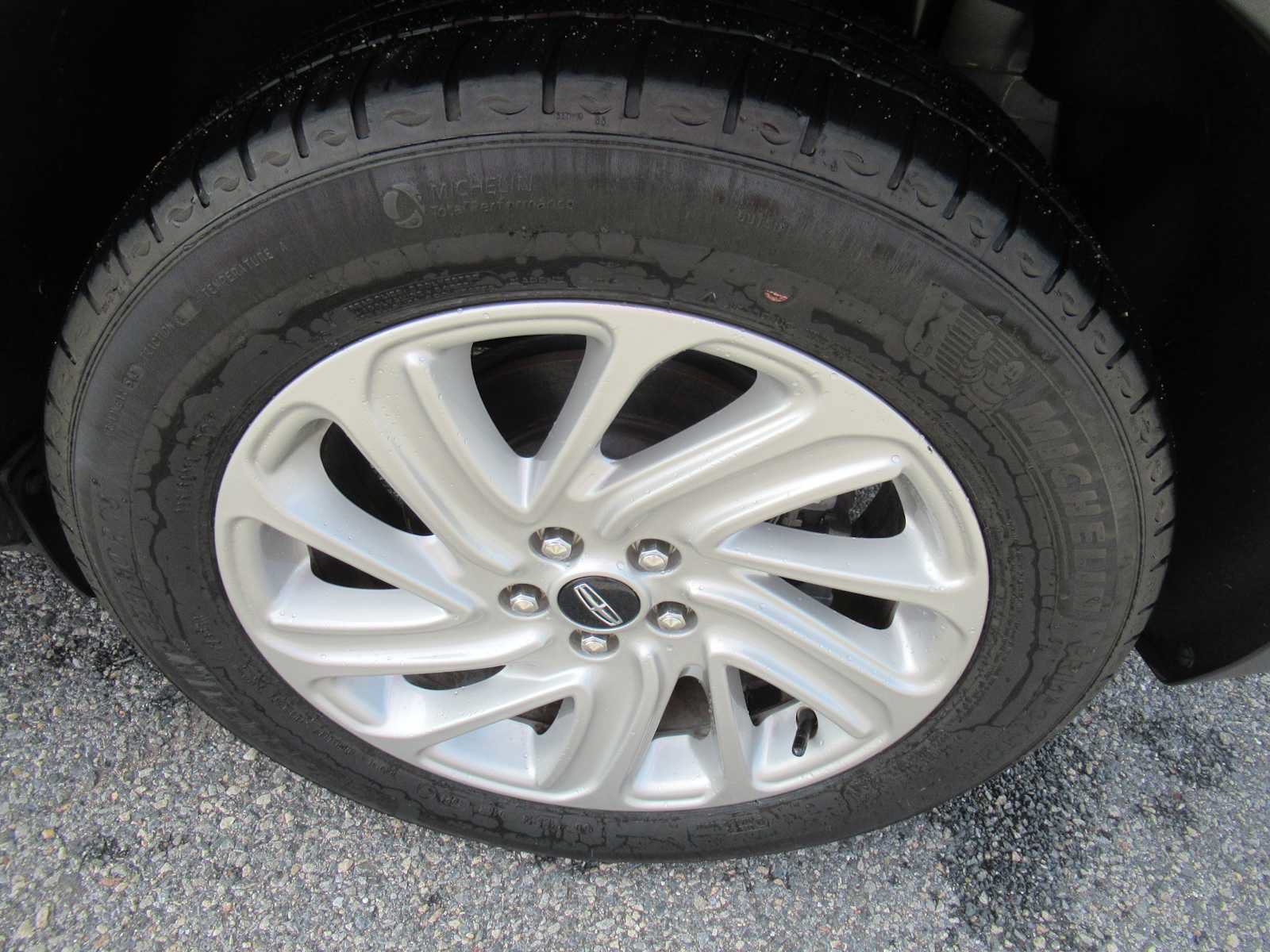 Used 2022 Lincoln Corsair FWD image 9