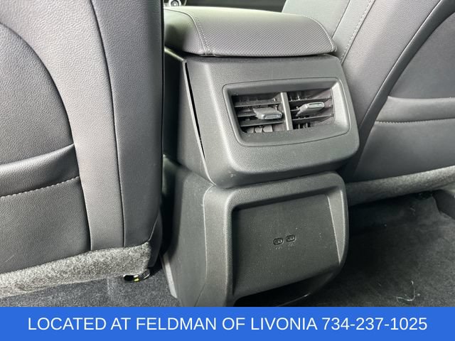Used 2024 Chevrolet Equinox EV RS FWD image 20