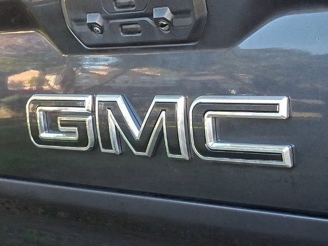 Used 2024 GMC Sierra 1500 AT4 w/ Technology Package AWD/4WD image 30