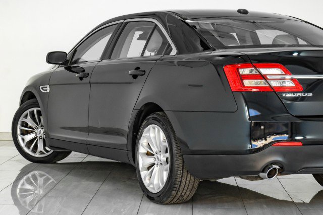 Used 2019 Ford Taurus Limited image 55