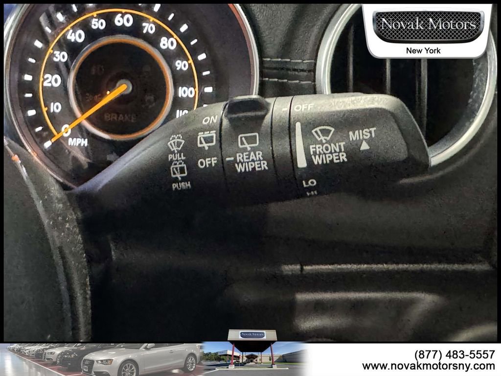 Used 2020 Jeep Wrangler Unlimited Sahara image 17