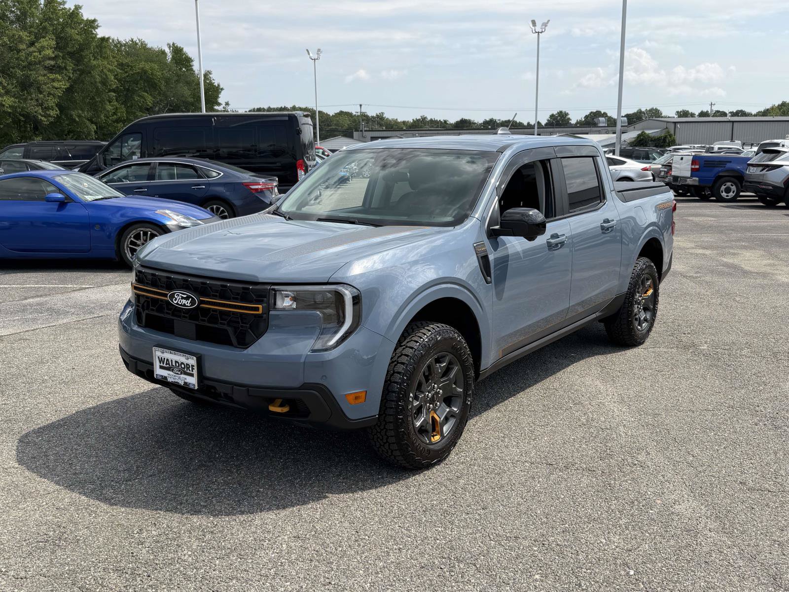 Used 2025 Ford Maverick Tremor AWD/4WD image 5