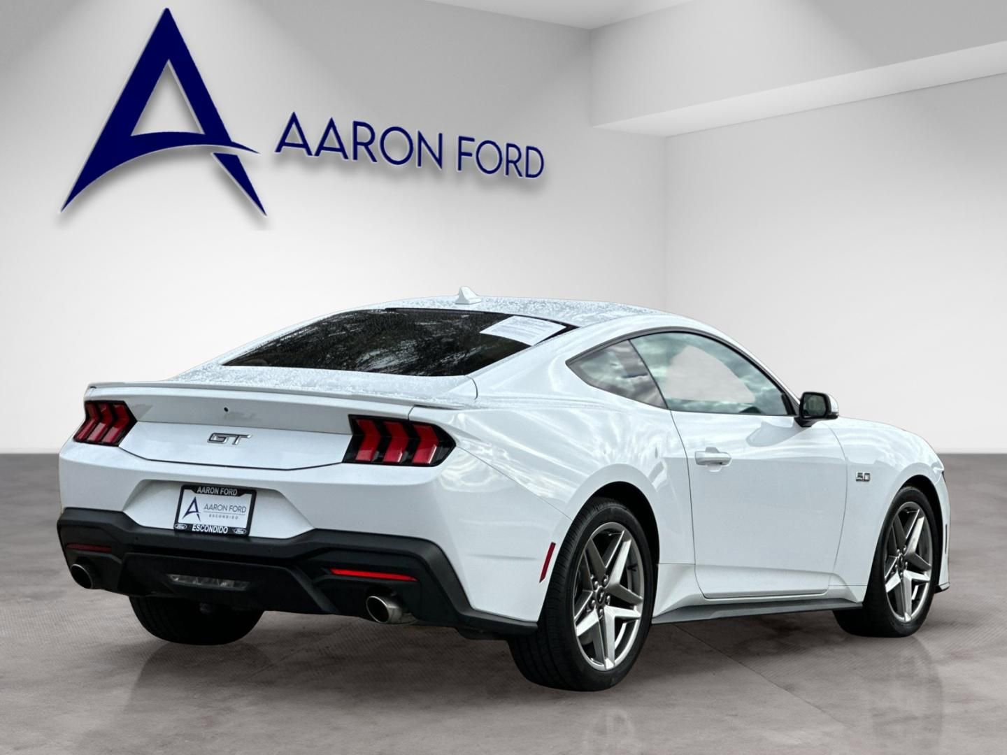 Used 2024 Ford Mustang GT Premium image 6