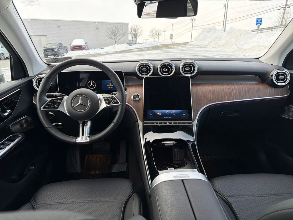 Certified 2025 Mercedes-Benz GLC 350e image 13
