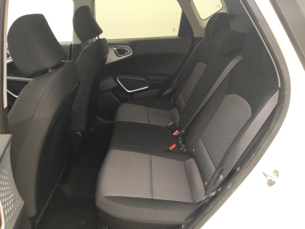 Used 2021 Kia Soul LX FWD image 18