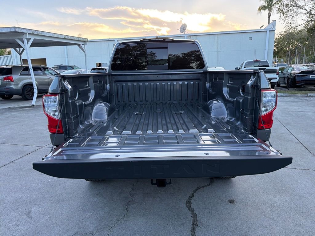 Used 2024 Nissan Titan SV w/ SV Convenience Package image 59