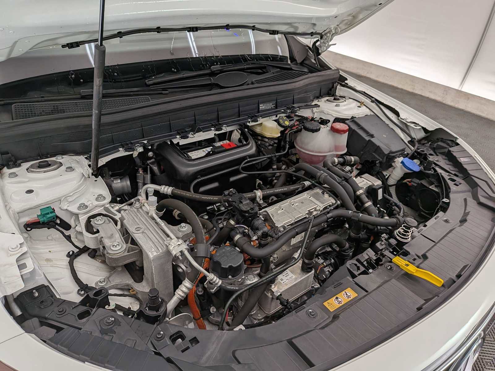 Used 2022 Mercedes-Benz EQB 300 4MATIC image 15