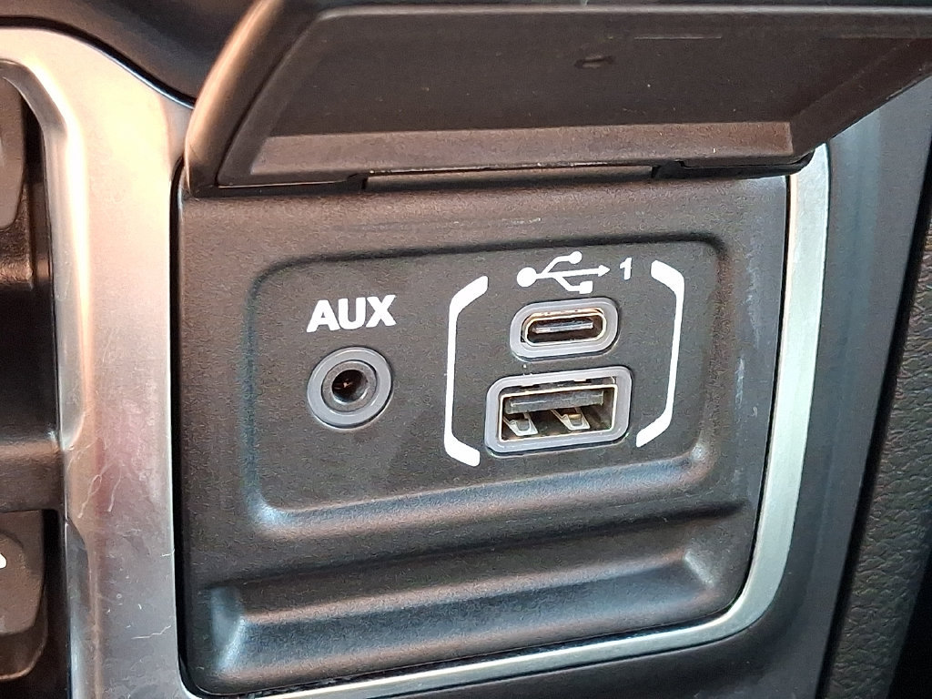 Used 2025 Jeep Gladiator Sport AWD/4WD image 28