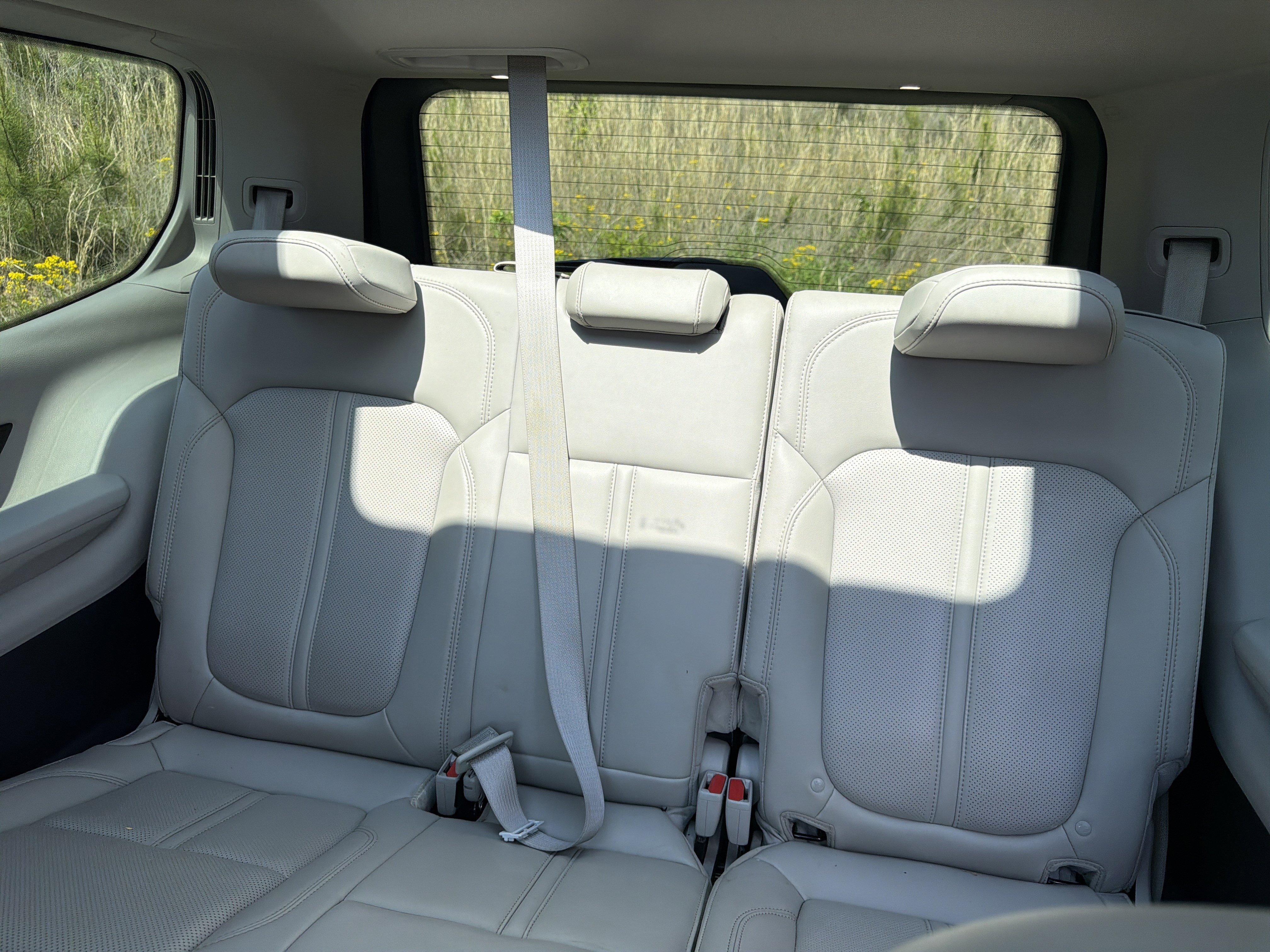 Used 2022 Jeep Wagoneer Series III w/ Premium Group I AWD/4WD image 23
