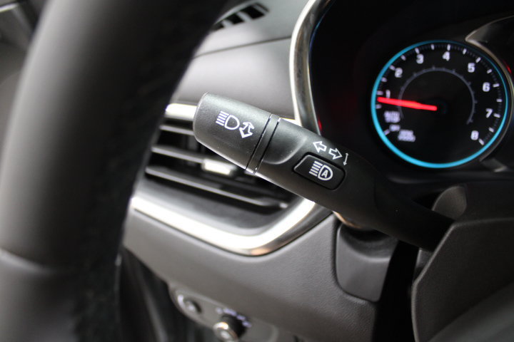 Used 2024 Chevrolet Equinox LT FWD image 38
