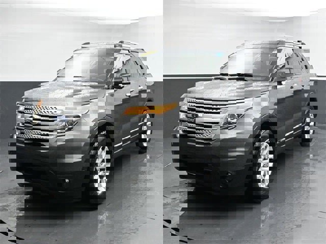 Used 2015 Ford Explorer XLT image 7