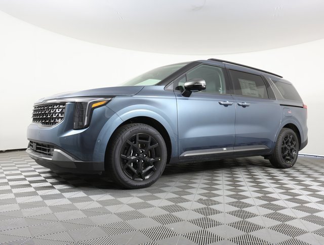 New 2026 Kia Carnival SX w/ SX Dark Edition Package