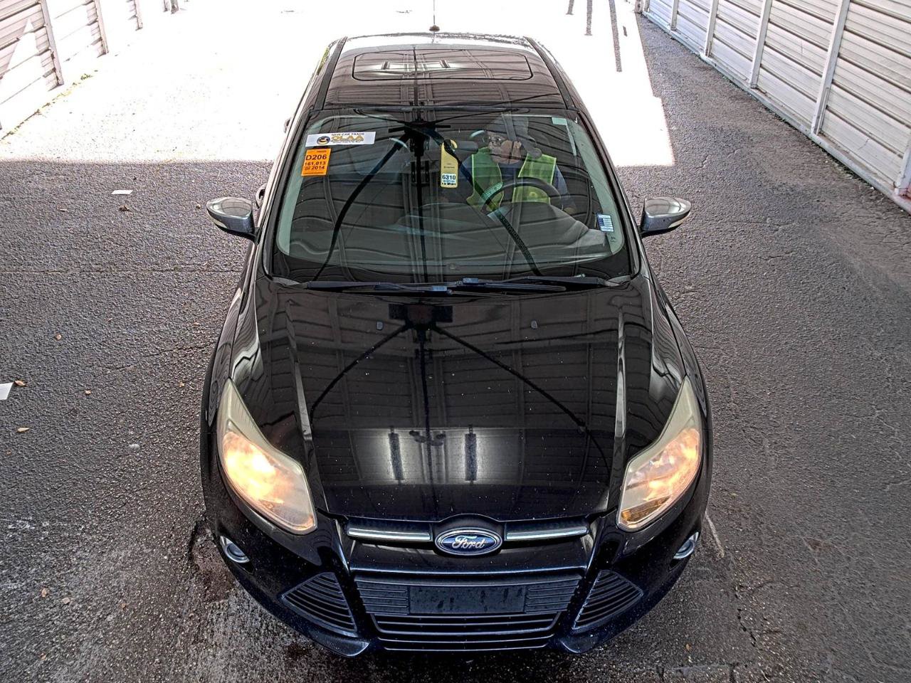 Used 2014 Ford Focus SE w/ Equipment Group 201A FWD image 2