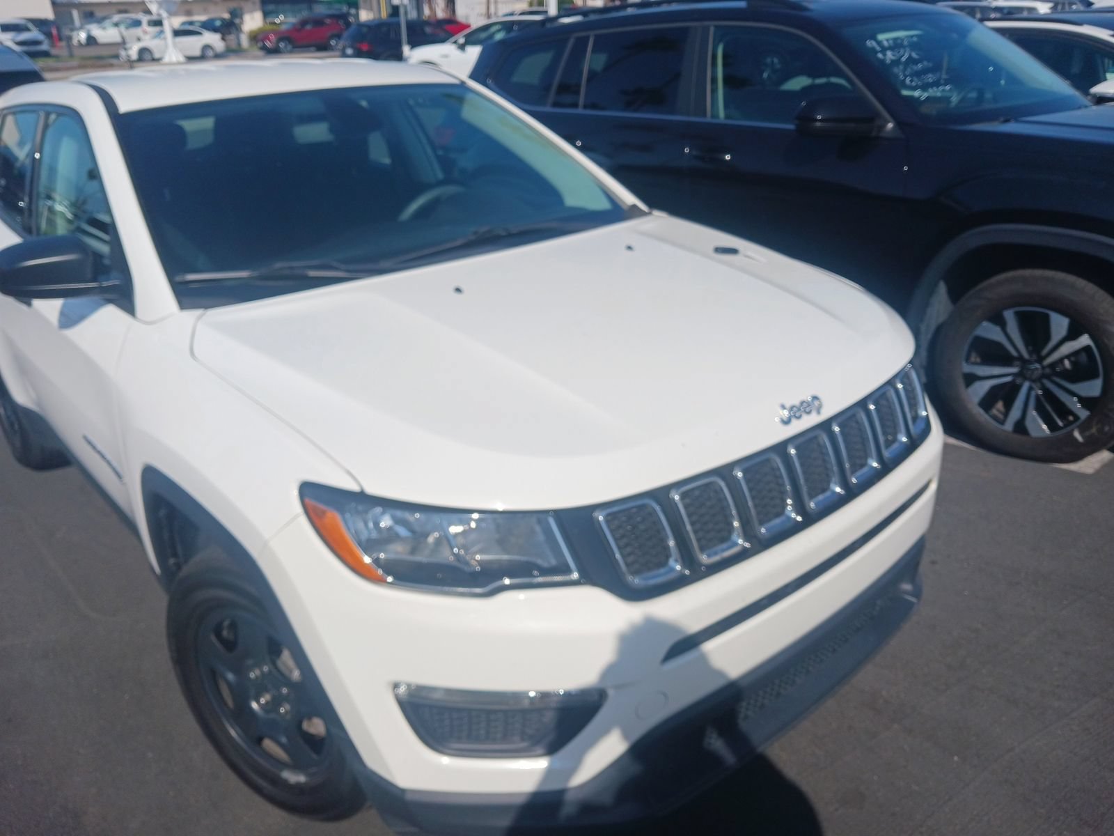 Used 2020 Jeep Compass Sport FWD image 2