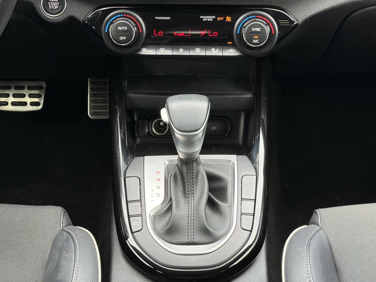 Used 2024 Kia Forte GT-Line FWD image 4