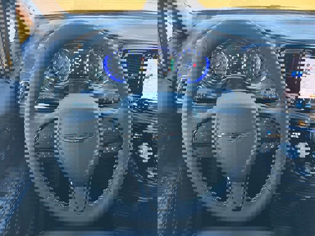 New 2026 Chrysler Pacifica Select w/ S Appearance Package image 12