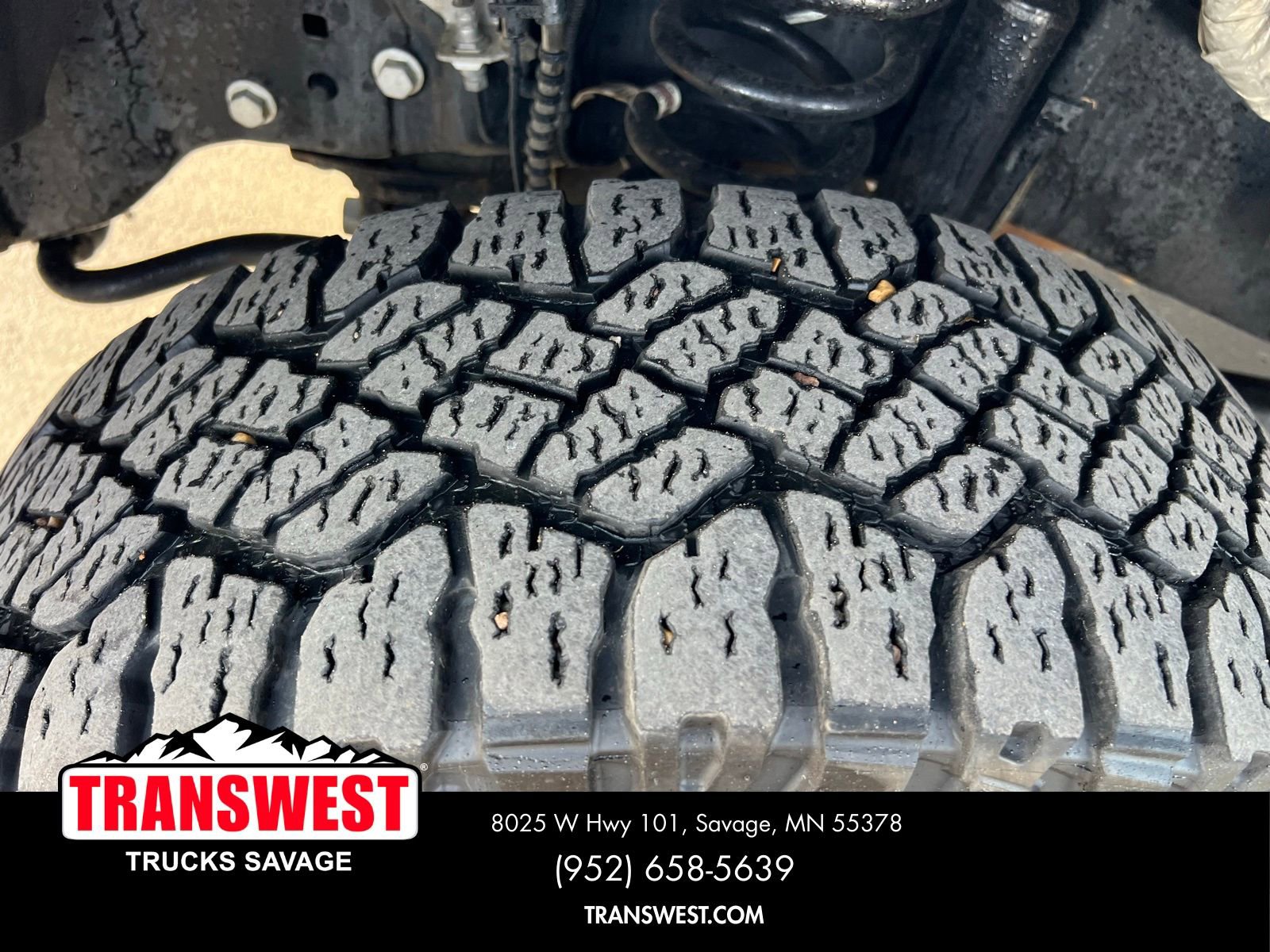 Used 2024 Ford F350 XLT w/ FX4 Off-Road Package image 12