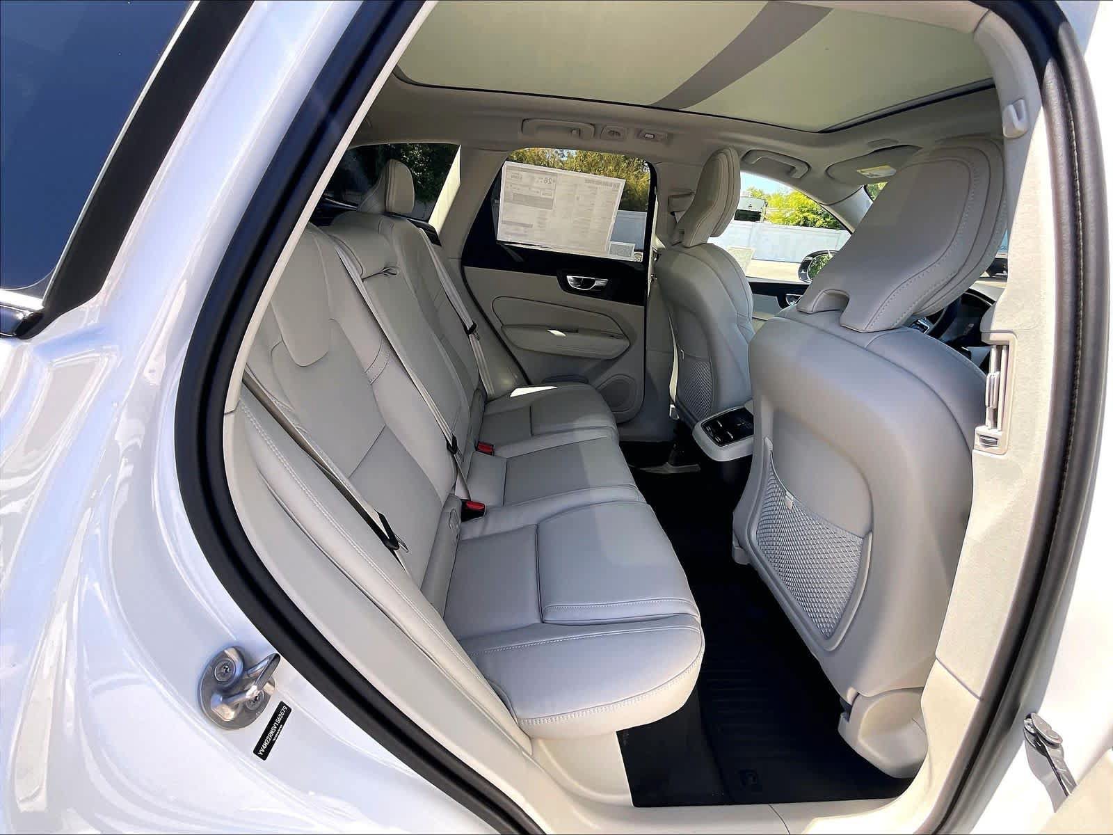 New 2027 Volvo XC60 B5 Ultra AWD/4WD image 26