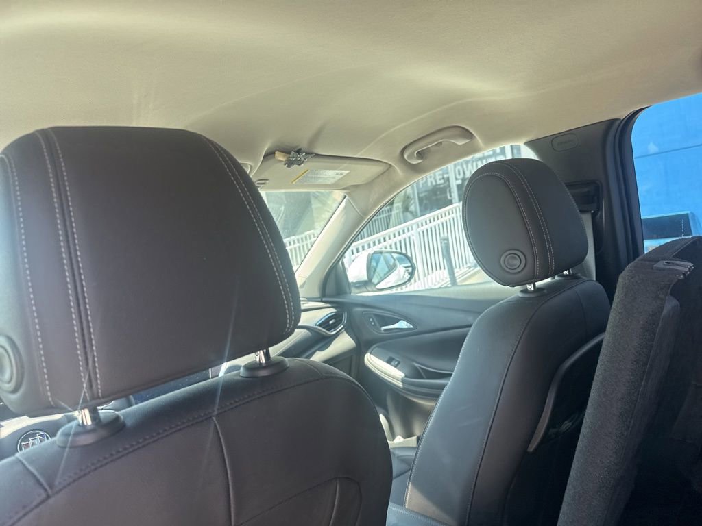 Used 2023 Buick Encore GX Preferred FWD image 14
