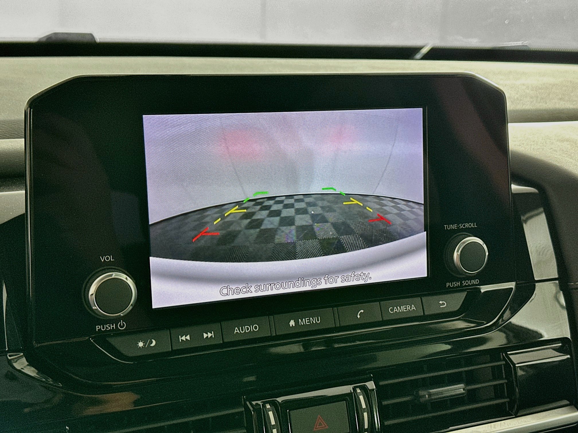 Used 2025 Nissan Pathfinder SV FWD image 22