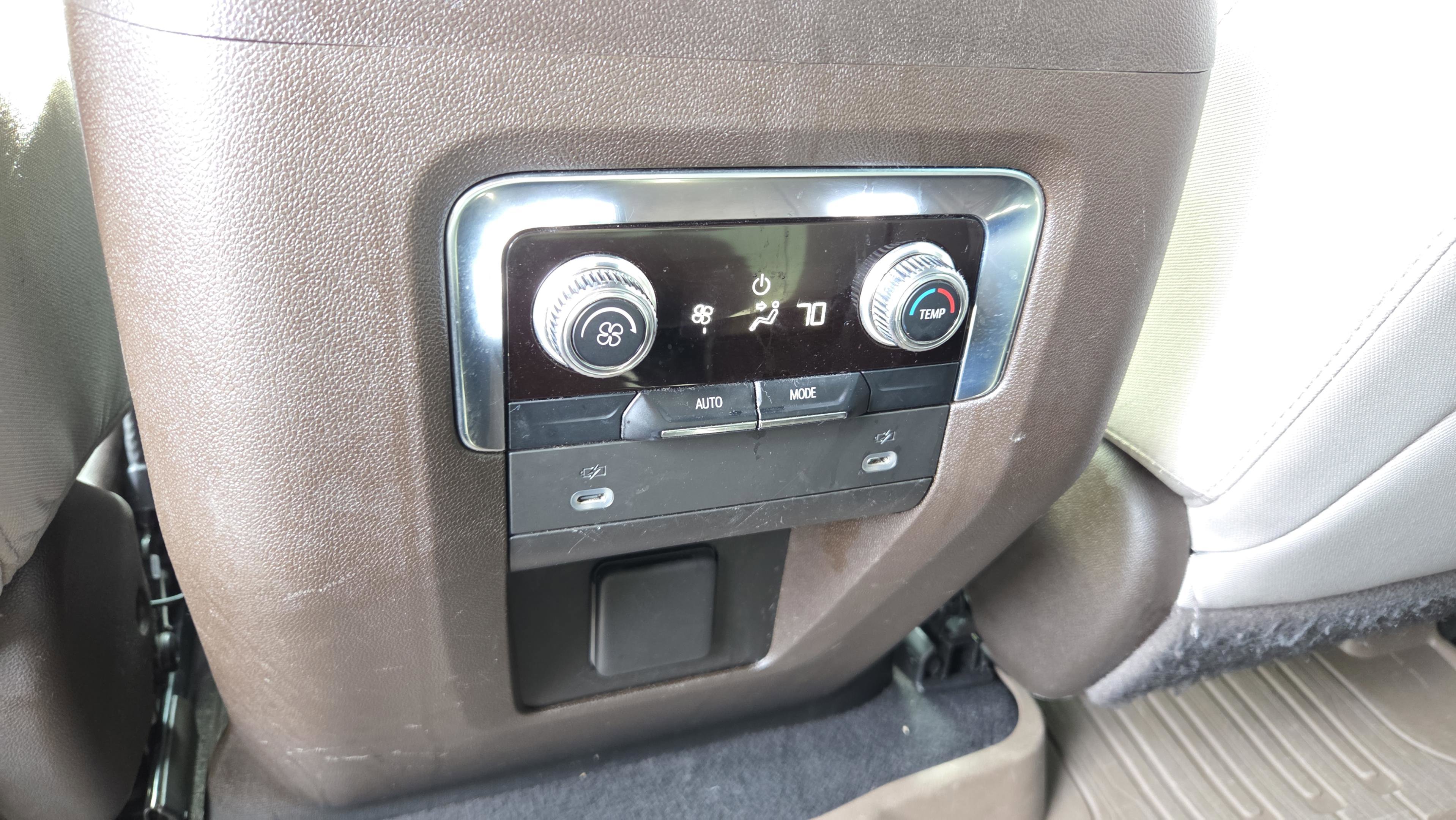 Used 2022 GMC Yukon SLE image 15