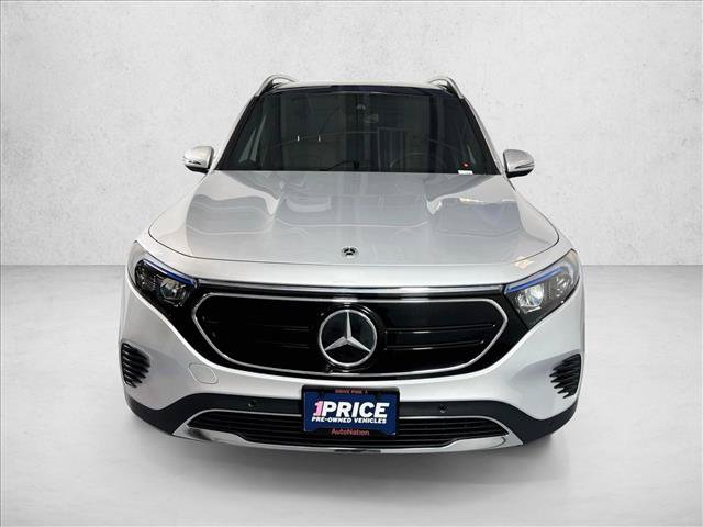 Used 2023 Mercedes-Benz EQB 300 4MATIC image 2