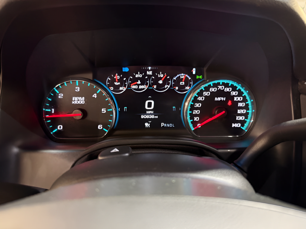 Used 2020 GMC Yukon Denali w/ Open Road Package AWD/4WD image 9