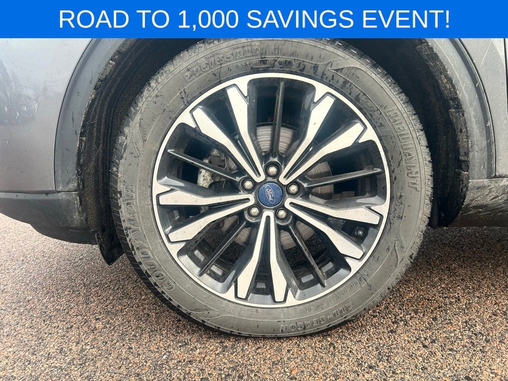 Certified 2021 Ford Escape SE w/ SE Sport Appearance Package image 15