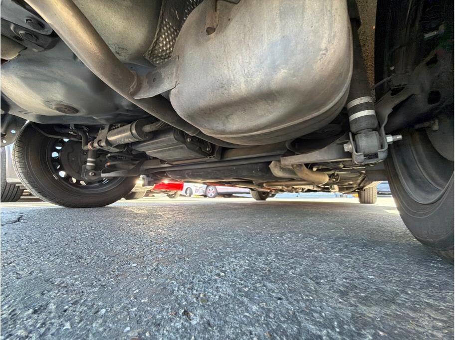 Used 2015 Toyota Prius C Three image 35