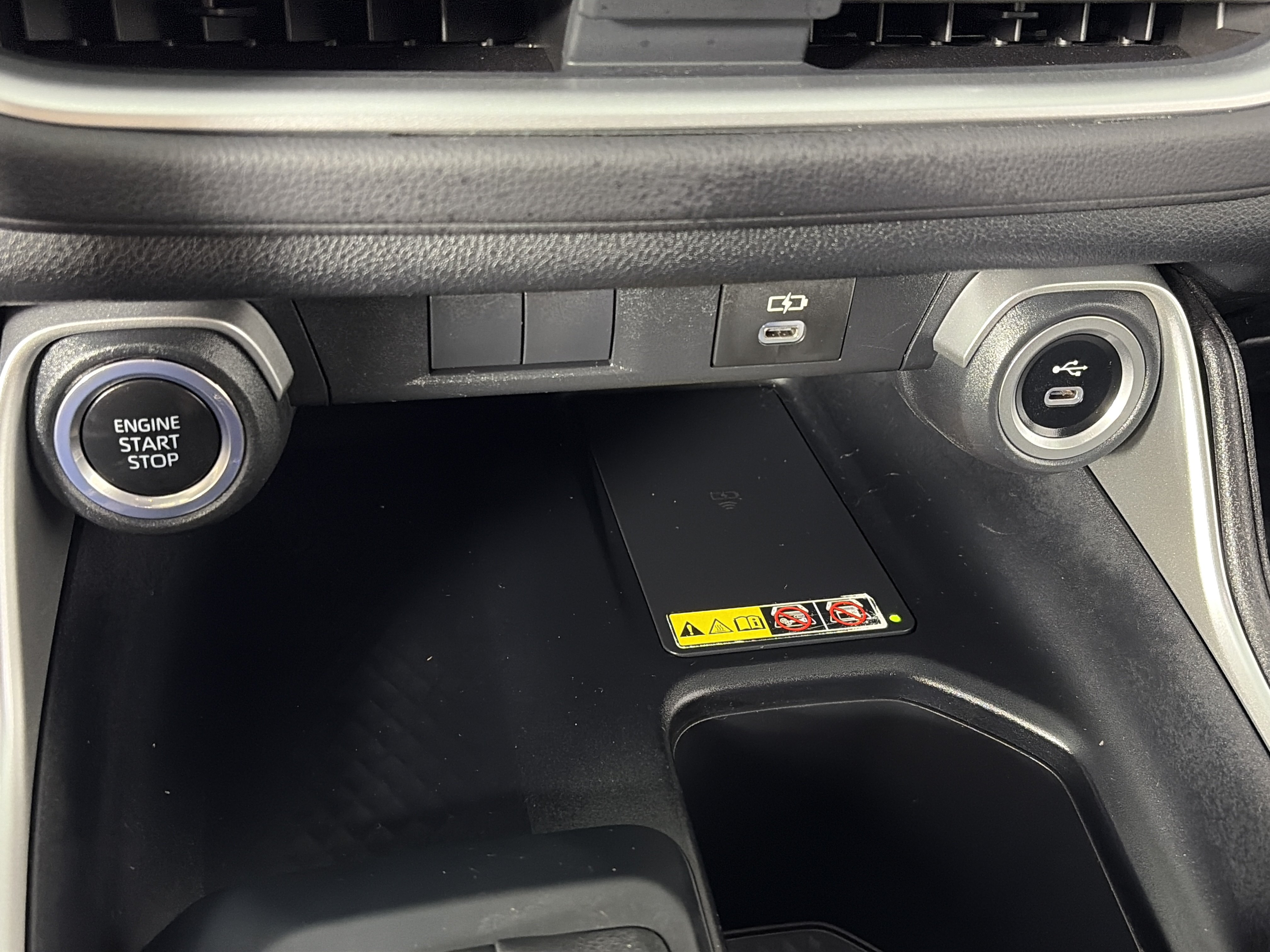 Used 2024 Toyota Grand Highlander AWD image 26