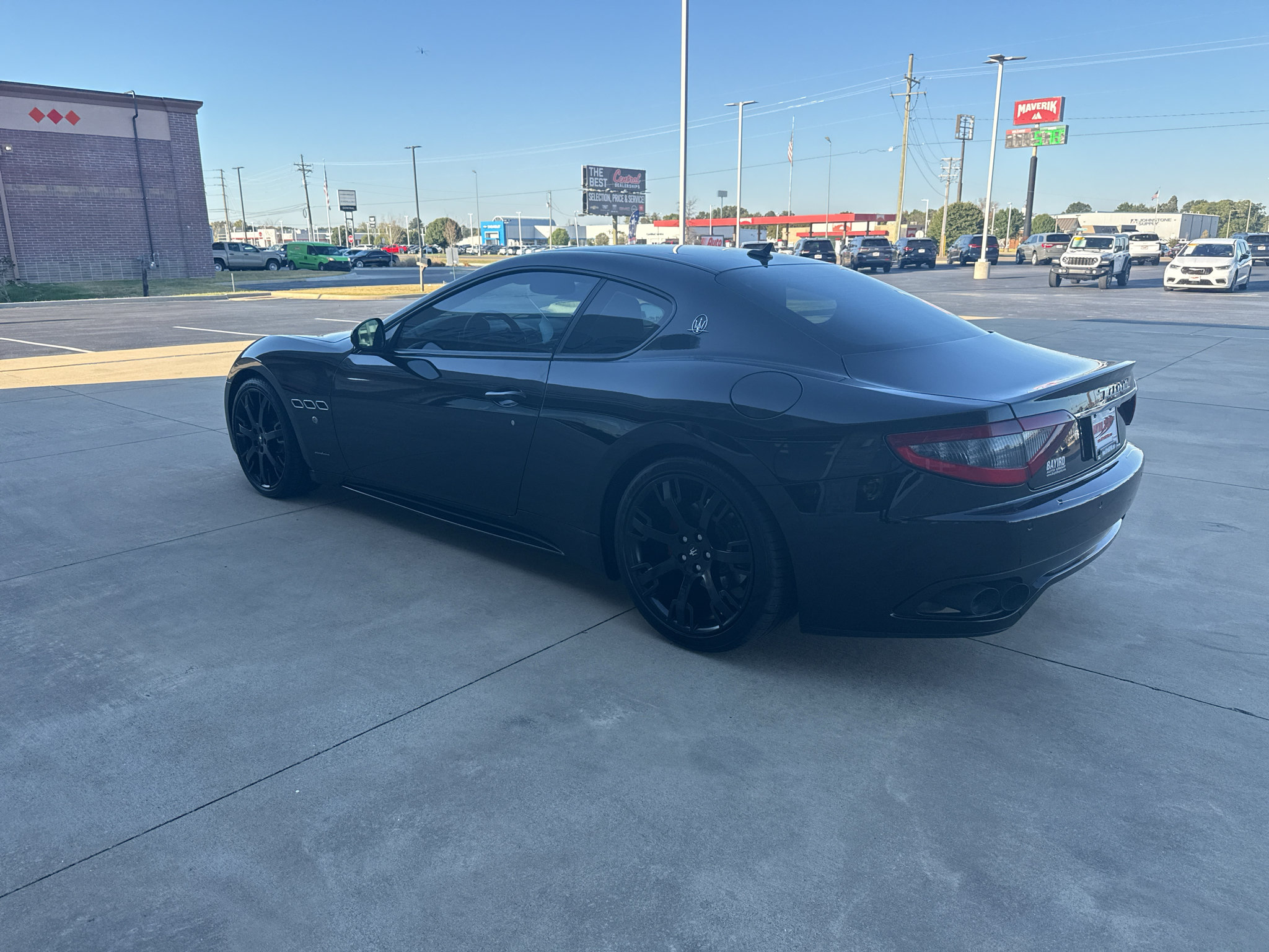 Used 2016 Maserati GranTurismo Sport RWD image 5