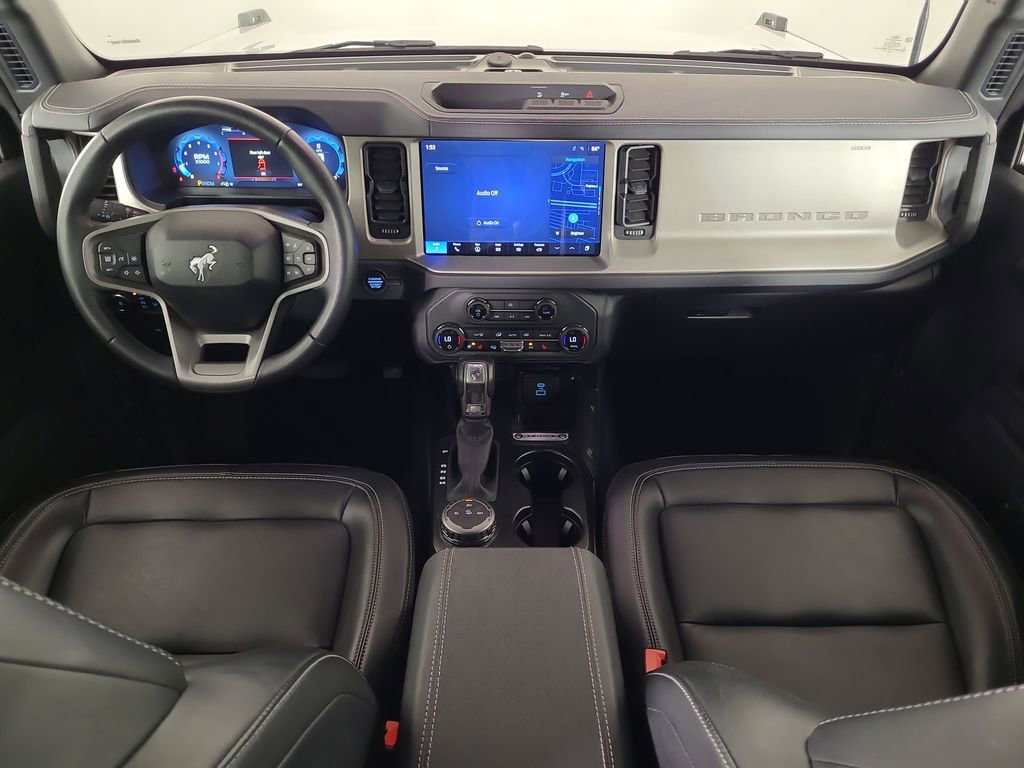 Used 2025 Ford Bronco Outer Banks AWD/4WD image 22
