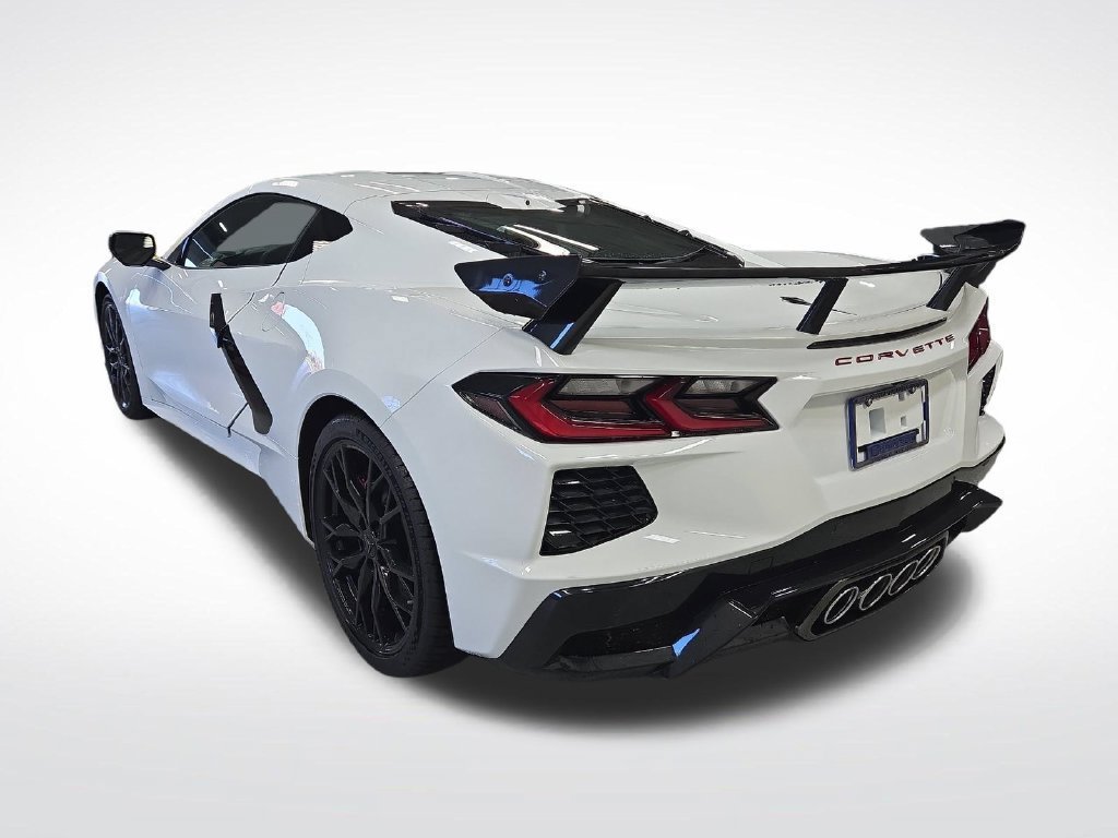 New 2027 Chevrolet Corvette Stingray Coupe w/ Z51 Performance Package RWD image 3