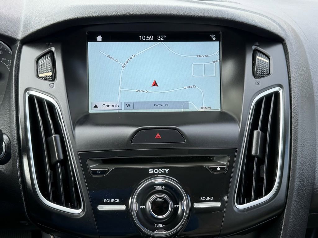 Used 2018 Ford Focus Titanium image 40