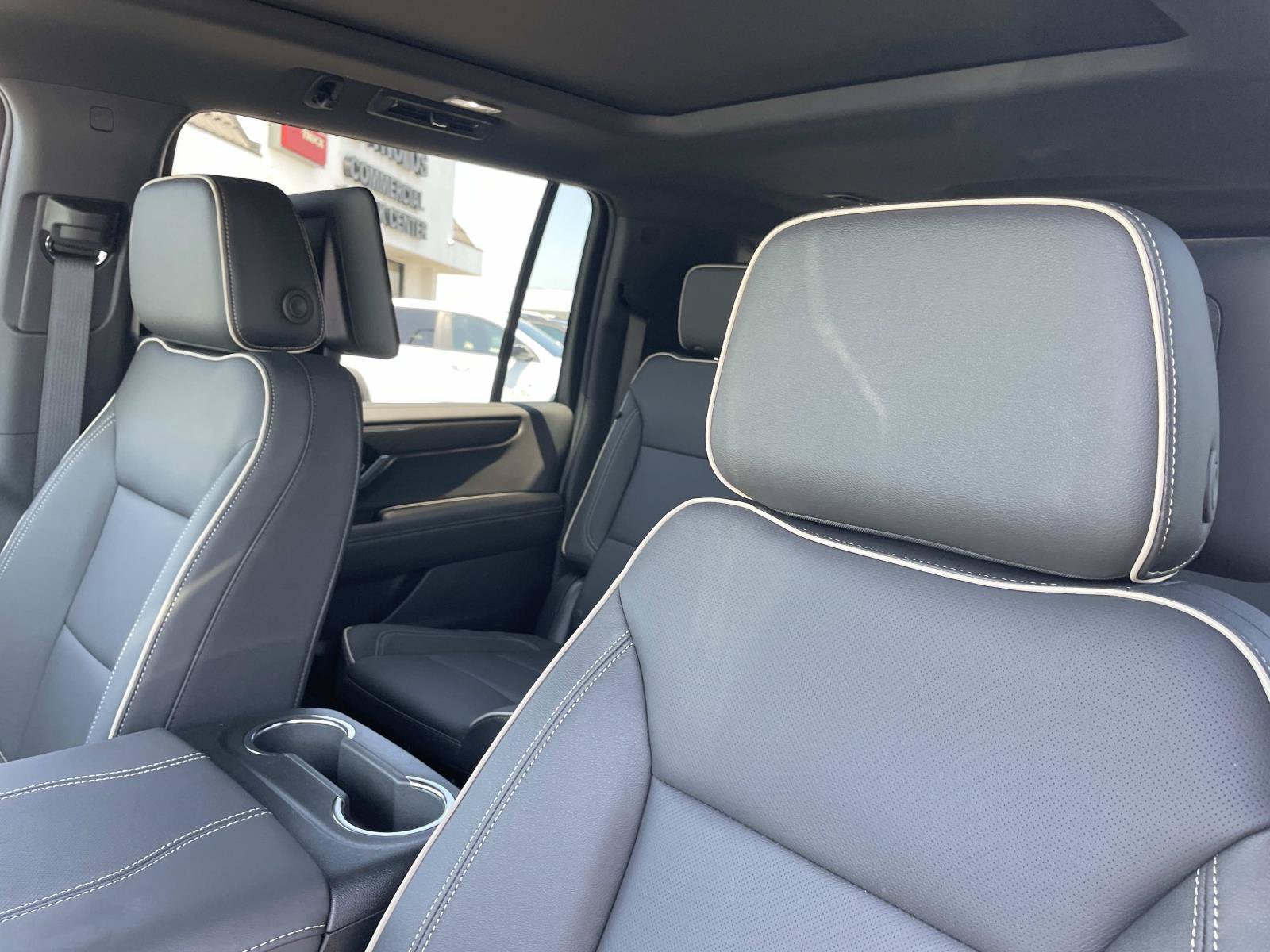 New 2026 GMC Yukon XL Elevation w/ Elevation Premium Package RWD image 22