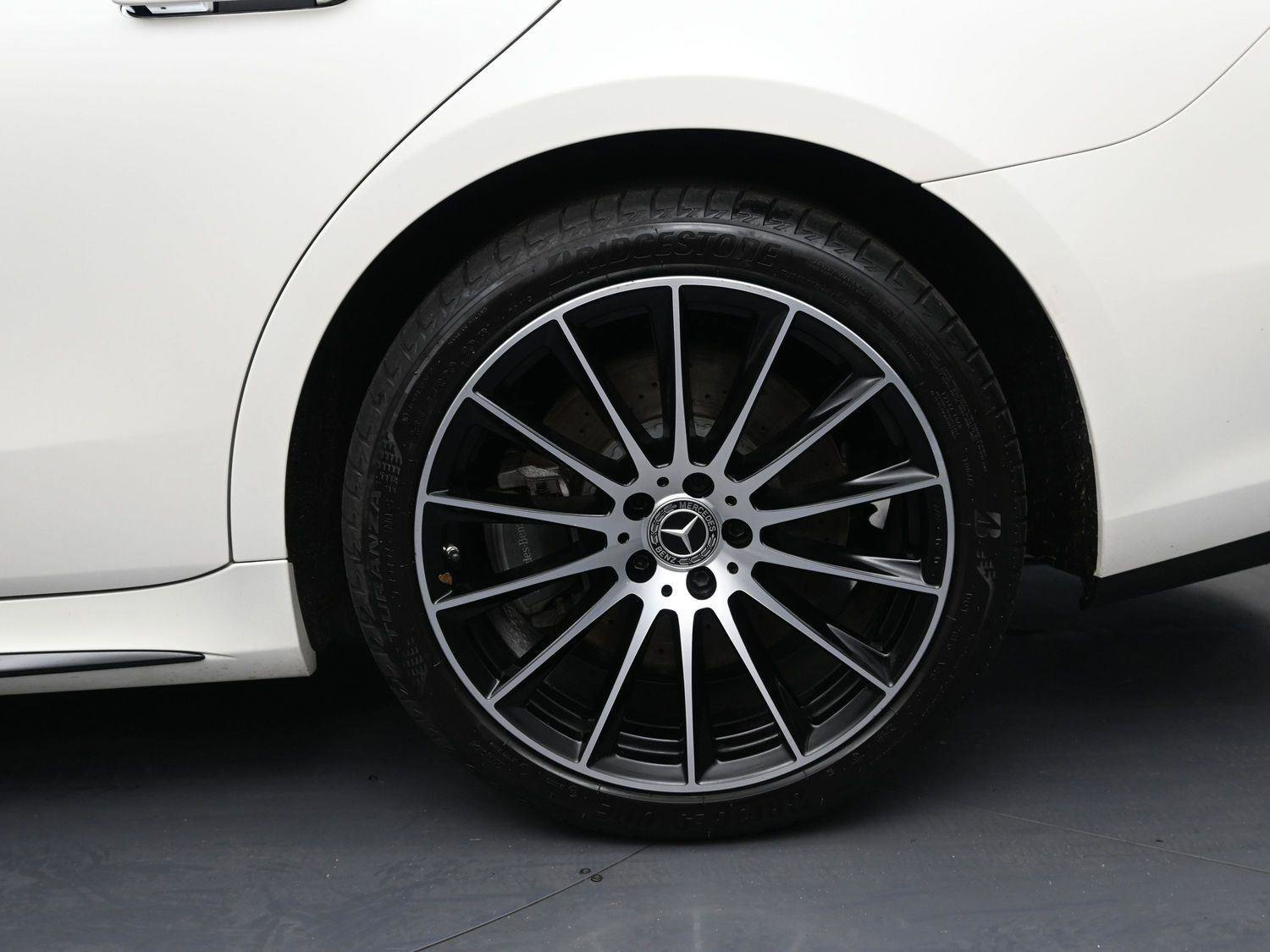 Used 2022 Mercedes-Benz S 580 4MATIC Sedan w/ AMG Line Package image 14