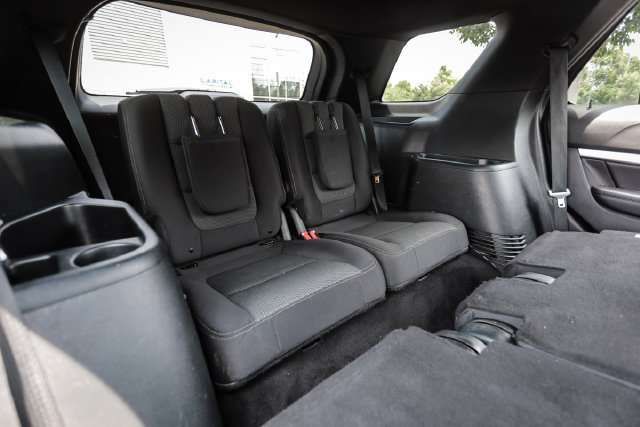 Used 2019 Ford Explorer XLT w/ Equipment Group 201A FWD image 28