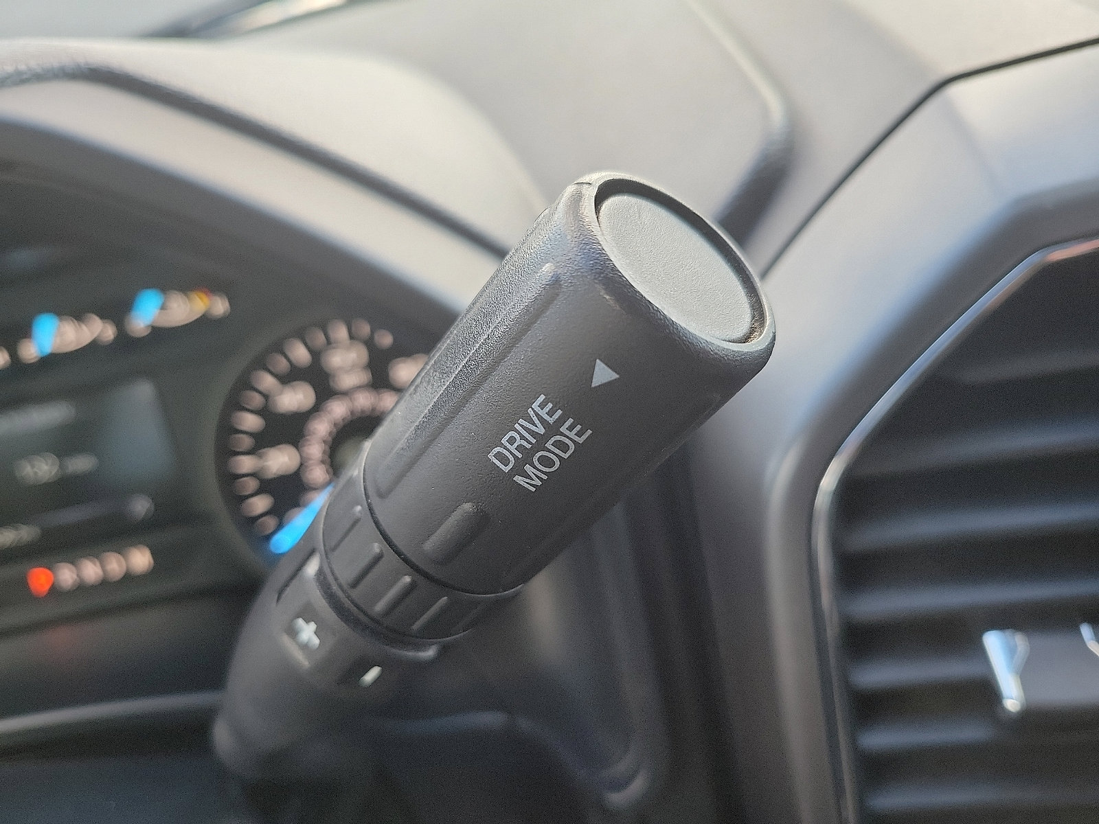 Used 2020 Ford F150 XLT w/ Equipment Group 302A Luxury image 14