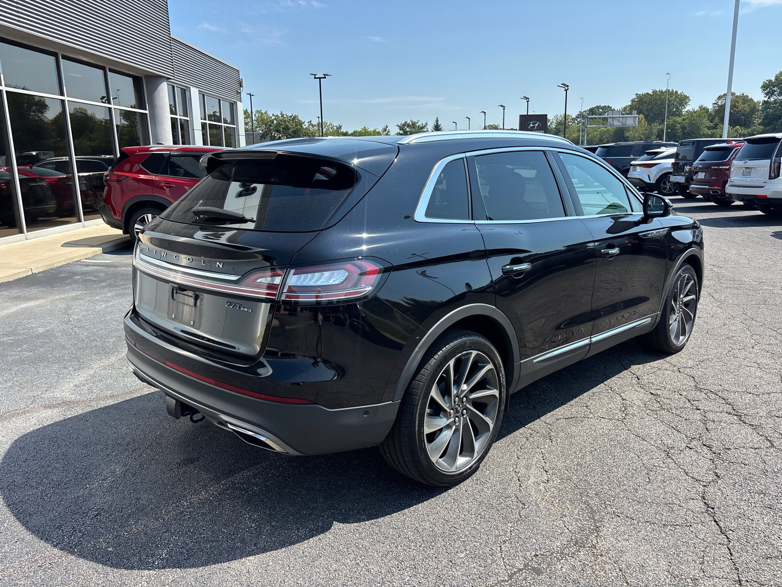 Certified 2020 Lincoln Nautilus Reserve w/ Equipment Group 202A AWD/4WD image 7