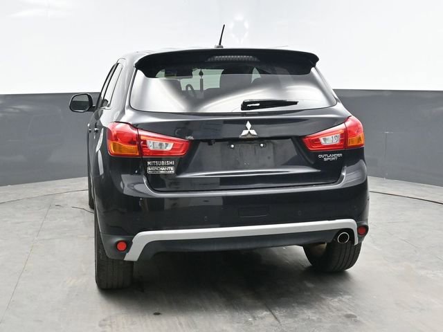 Used 2014 Mitsubishi Outlander Sport SE AWD/4WD image 5