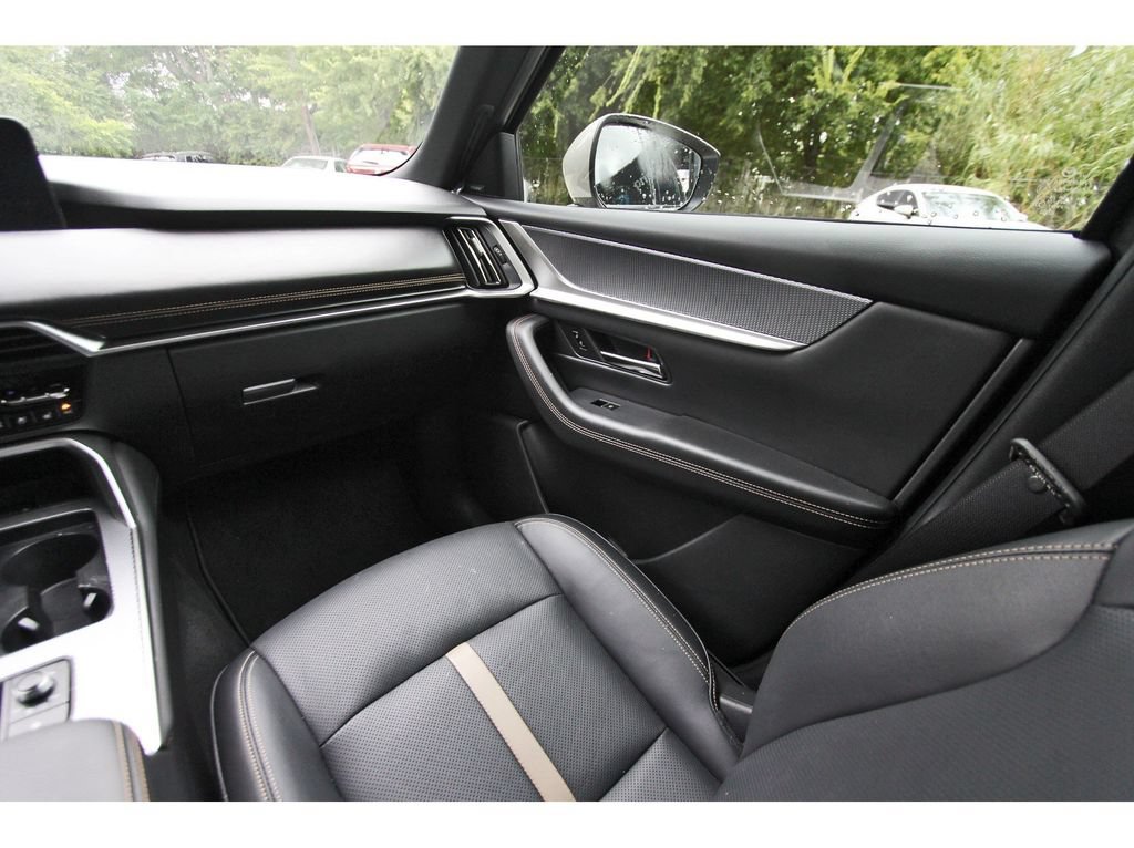 Certified 2026 MAZDA CX-90 3.3 Turbo w/ Premium Plus Pkg AWD/4WD image 9