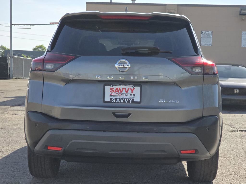 Used 2021 Nissan Rogue SL AWD/4WD image 16