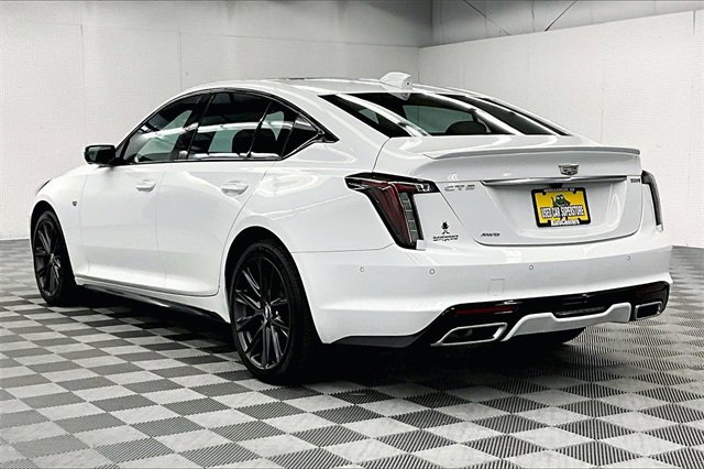 Used 2025 Cadillac CT5 Sport w/ Technology Package image 2
