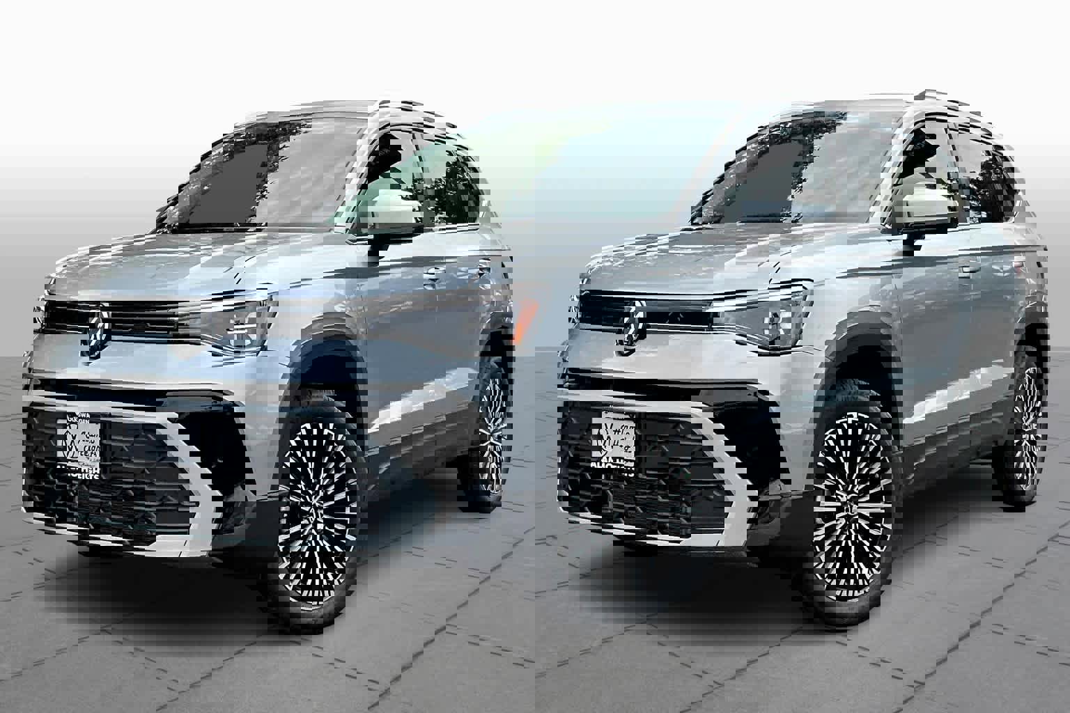 New 2025 Volkswagen Taos SE