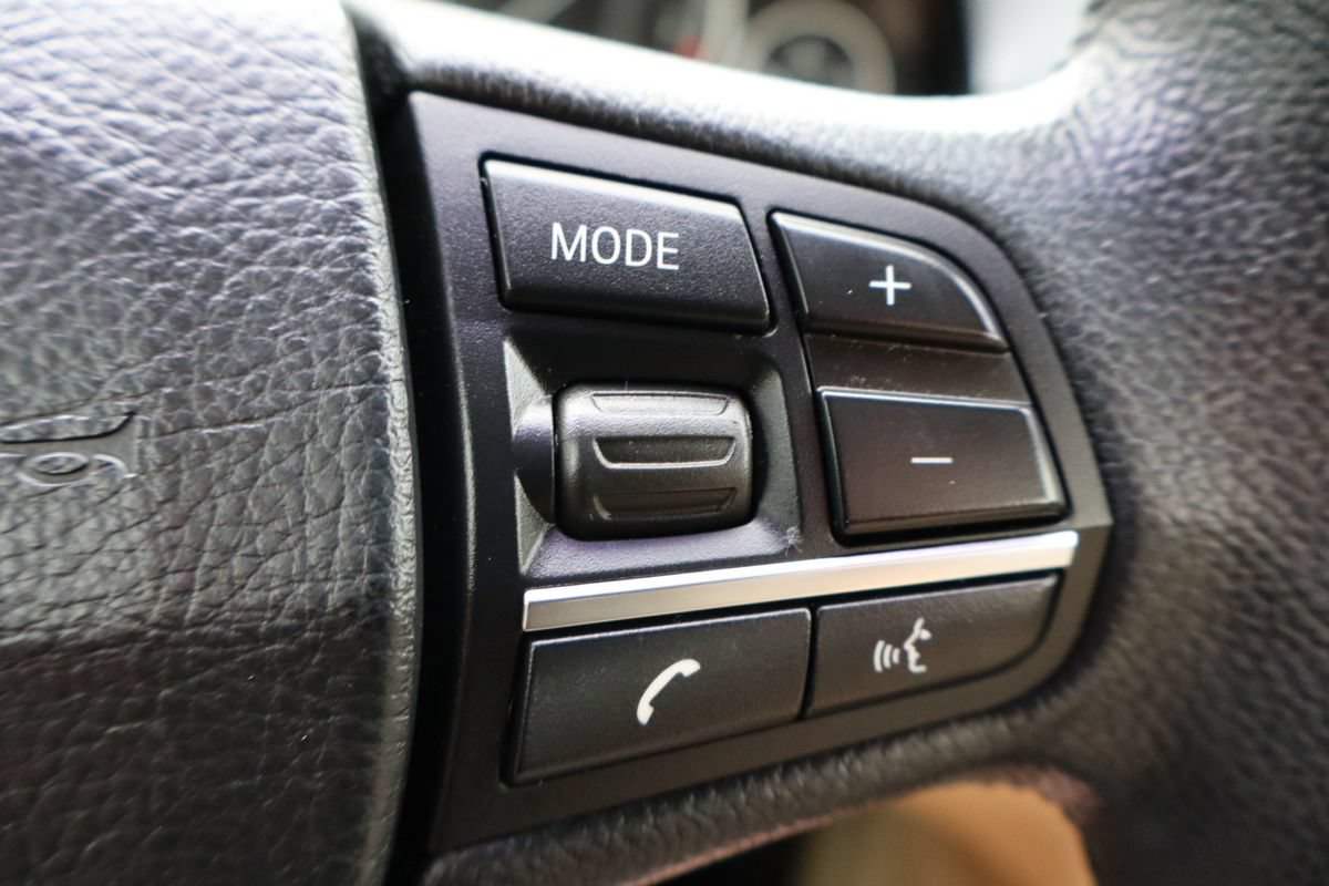 Used 2011 BMW 535i xDrive Sedan AWD/4WD image 31