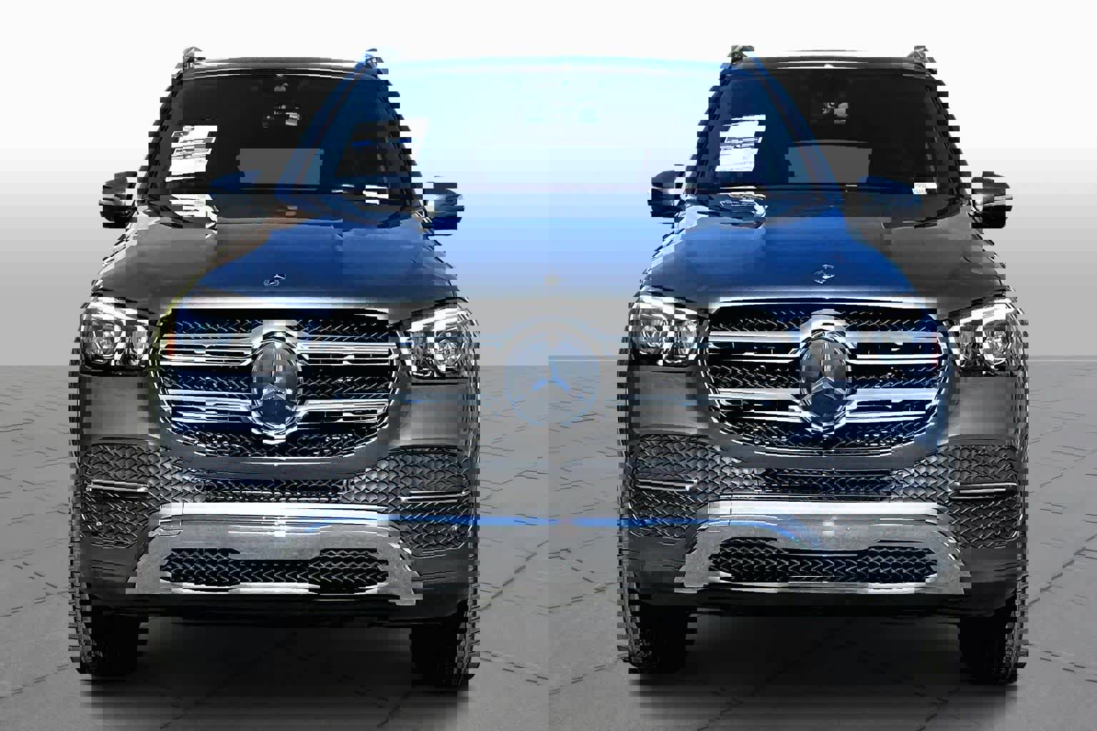 Used 2023 Mercedes-Benz GLE 350 4MATIC image 3