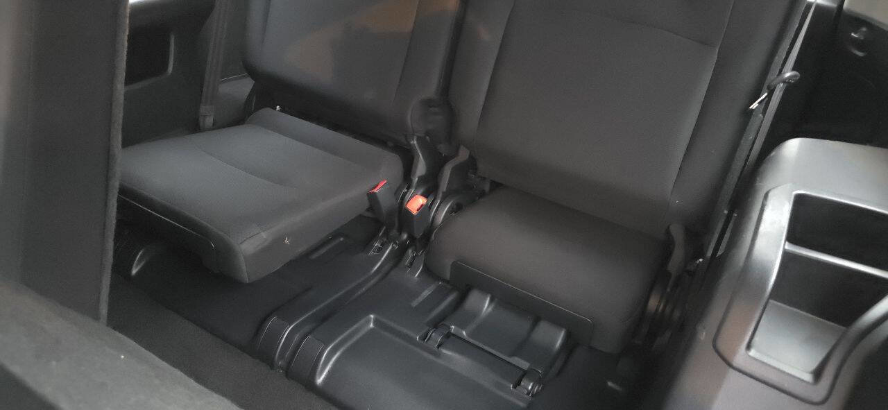 Used 2017 Toyota 4Runner SR5 image 25