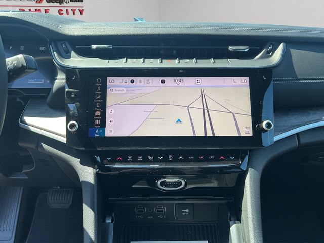 New 2026 Jeep Grand Cherokee L 4WD image 2