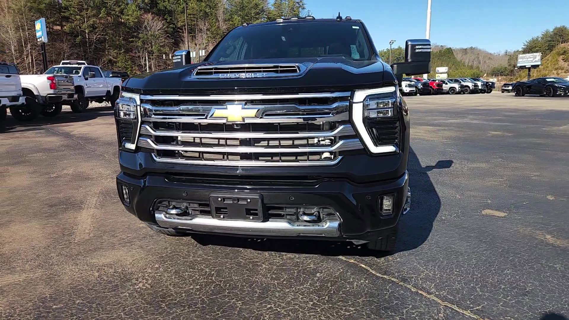 Used 2025 Chevrolet Silverado 3500 High Country w/ High Country Premium Package image 16