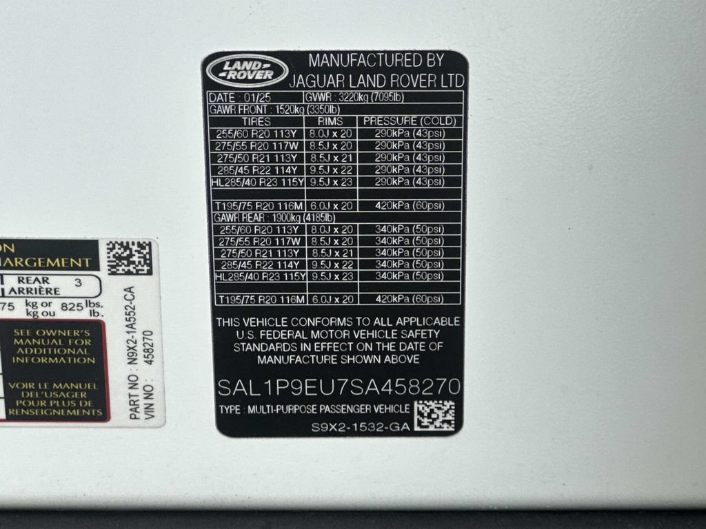 Used 2025 Land Rover Range Rover Sport SE AWD/4WD image 29